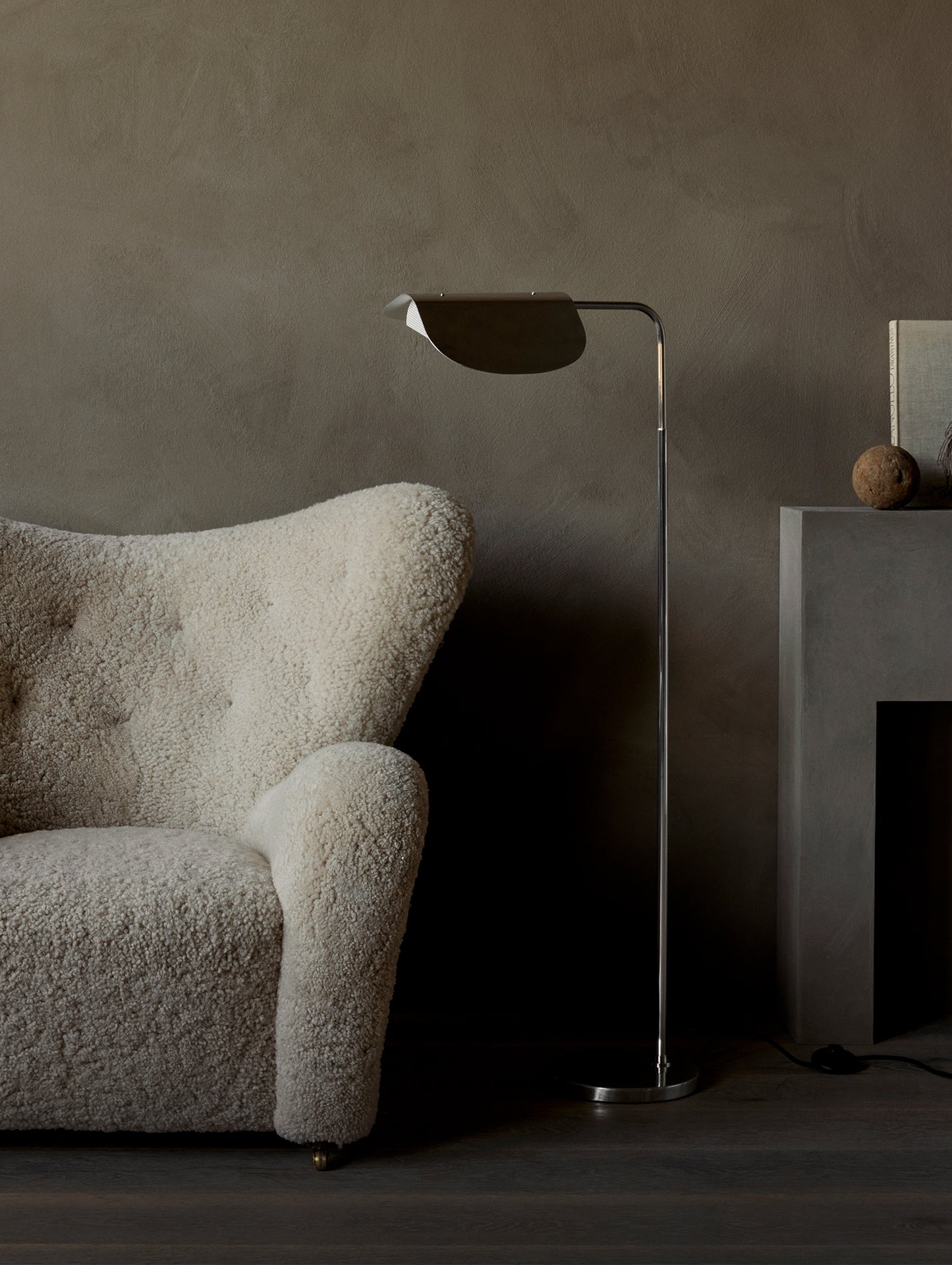 Wing Floor Lamp by Audo Copenhagen - Polished Aluminium