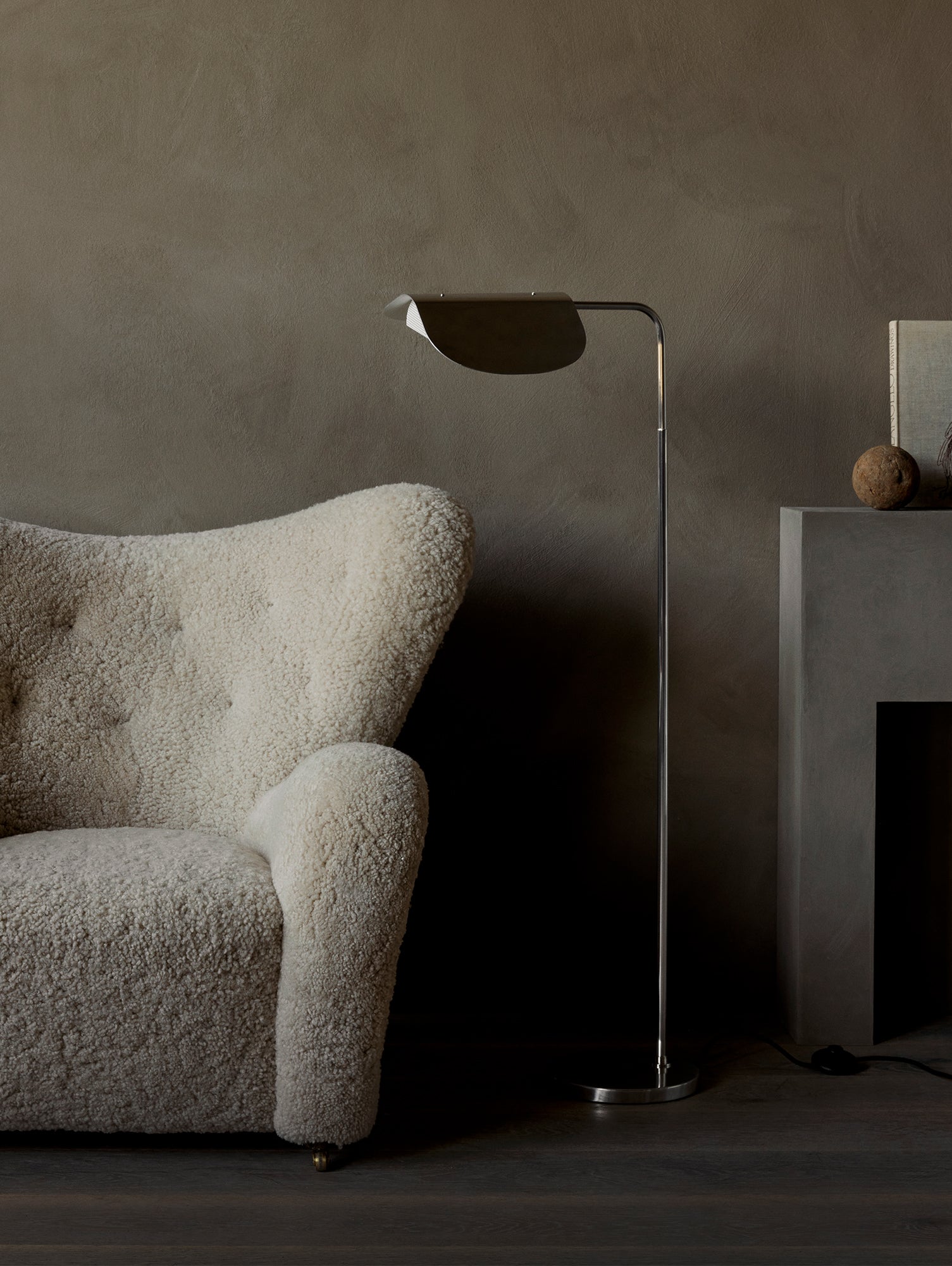 Wing Floor Lamp by Audo Copenhagen - Polished Aluminium