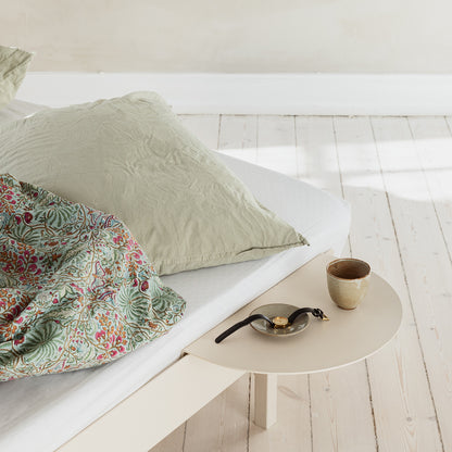Moebe Bed 90-180 cm with Side Table - Sand