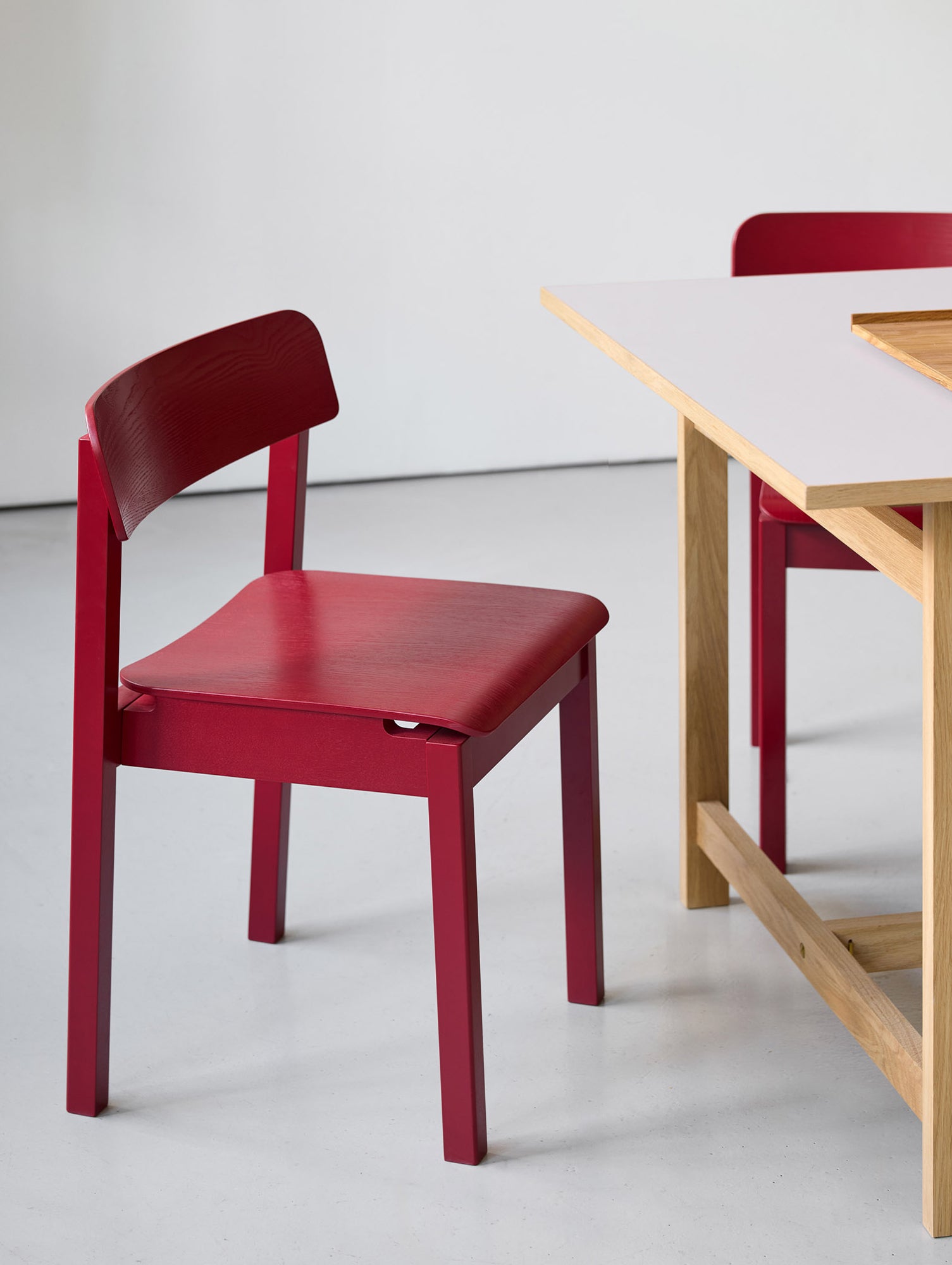 Everyday Chair by Moebe - Purple Red Lacquered Oak