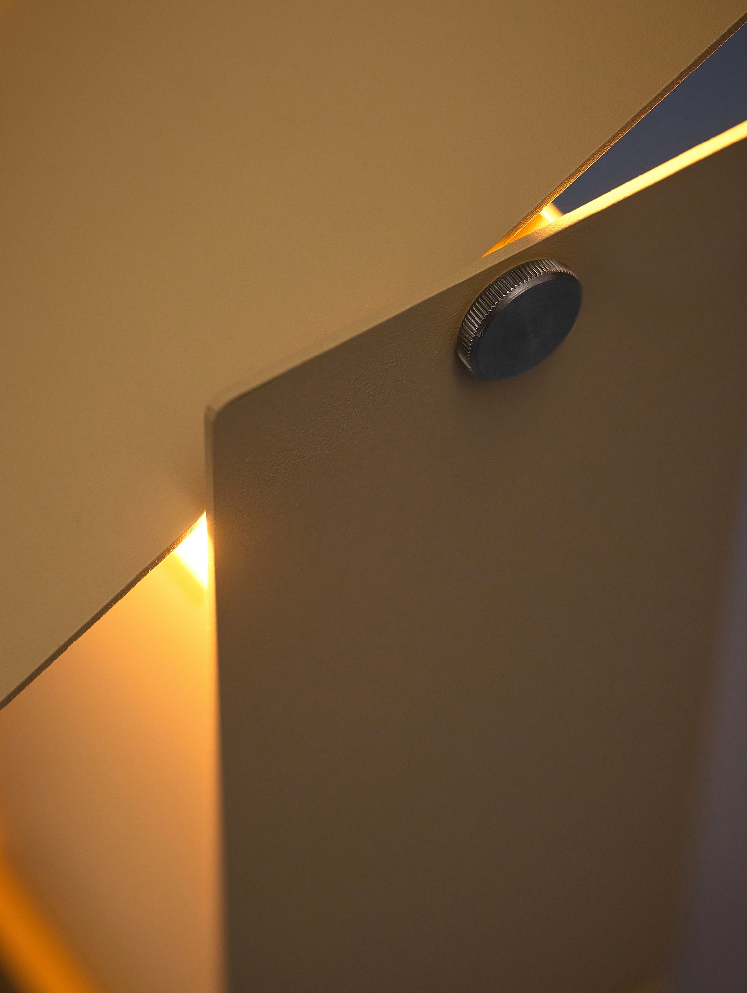 Pivoting Table Lamp by Moebe - Sand