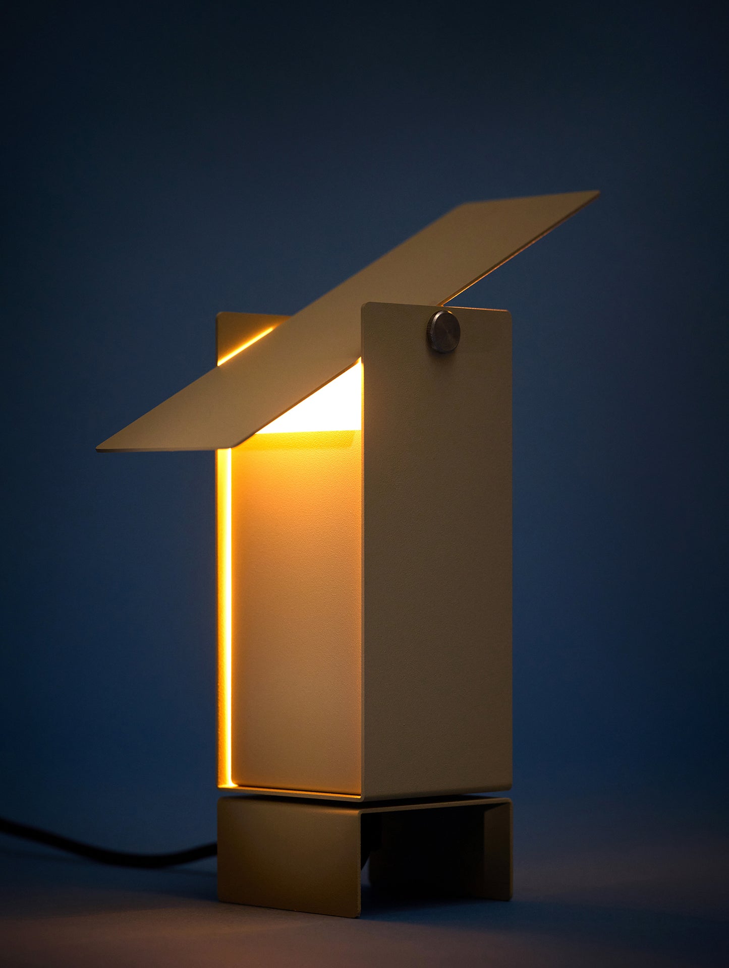 Pivoting Table Lamp by Moebe - Sand