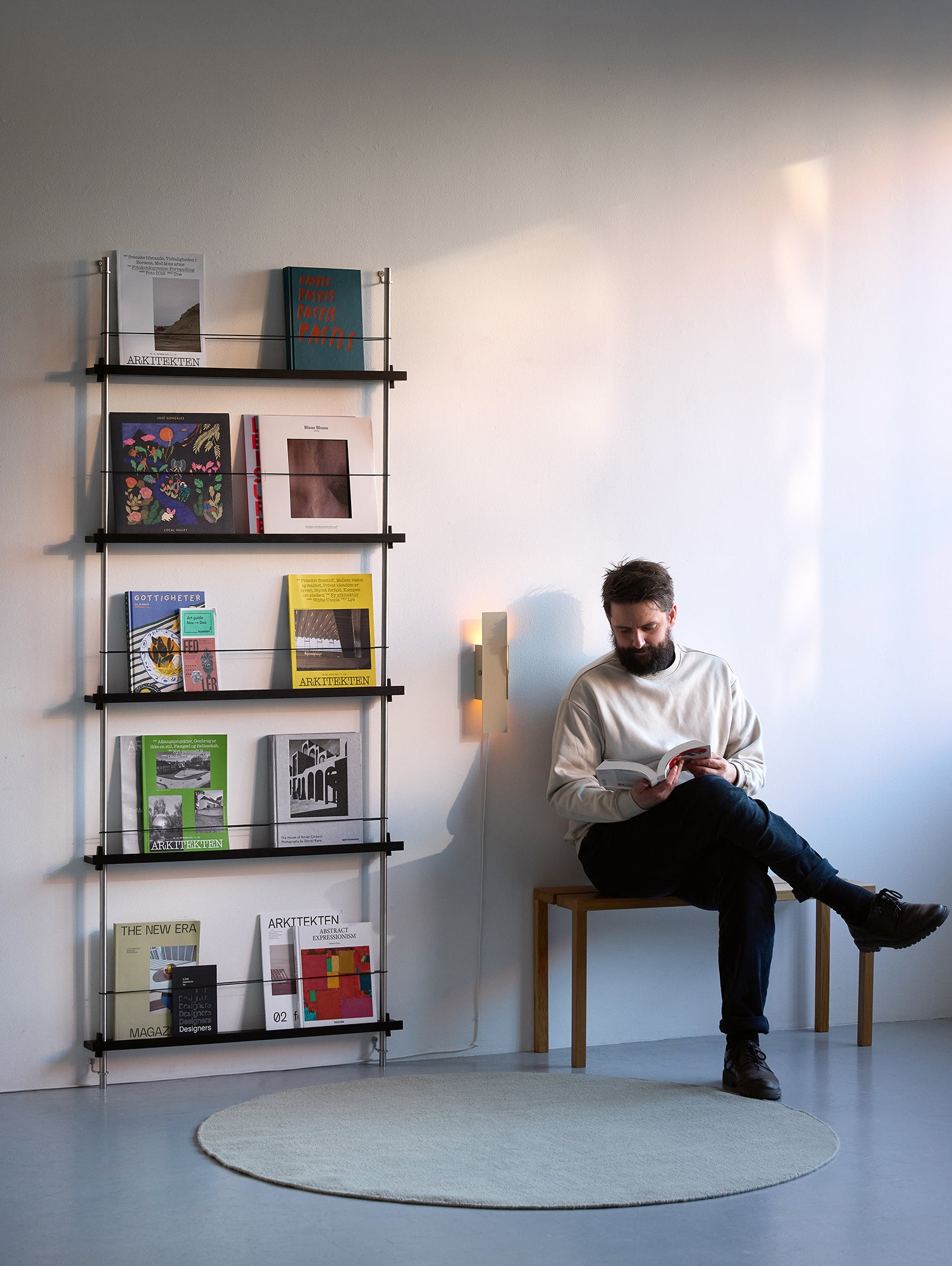 Magazine Shelving Sets (180 cm) by Moebe - MS.180.1 / Stainless Steel Uprights / Black Painted Oak