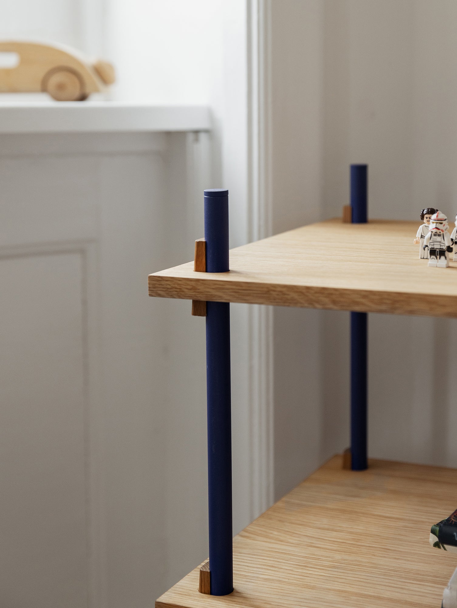 Moebe Shelving System - Deep Blue