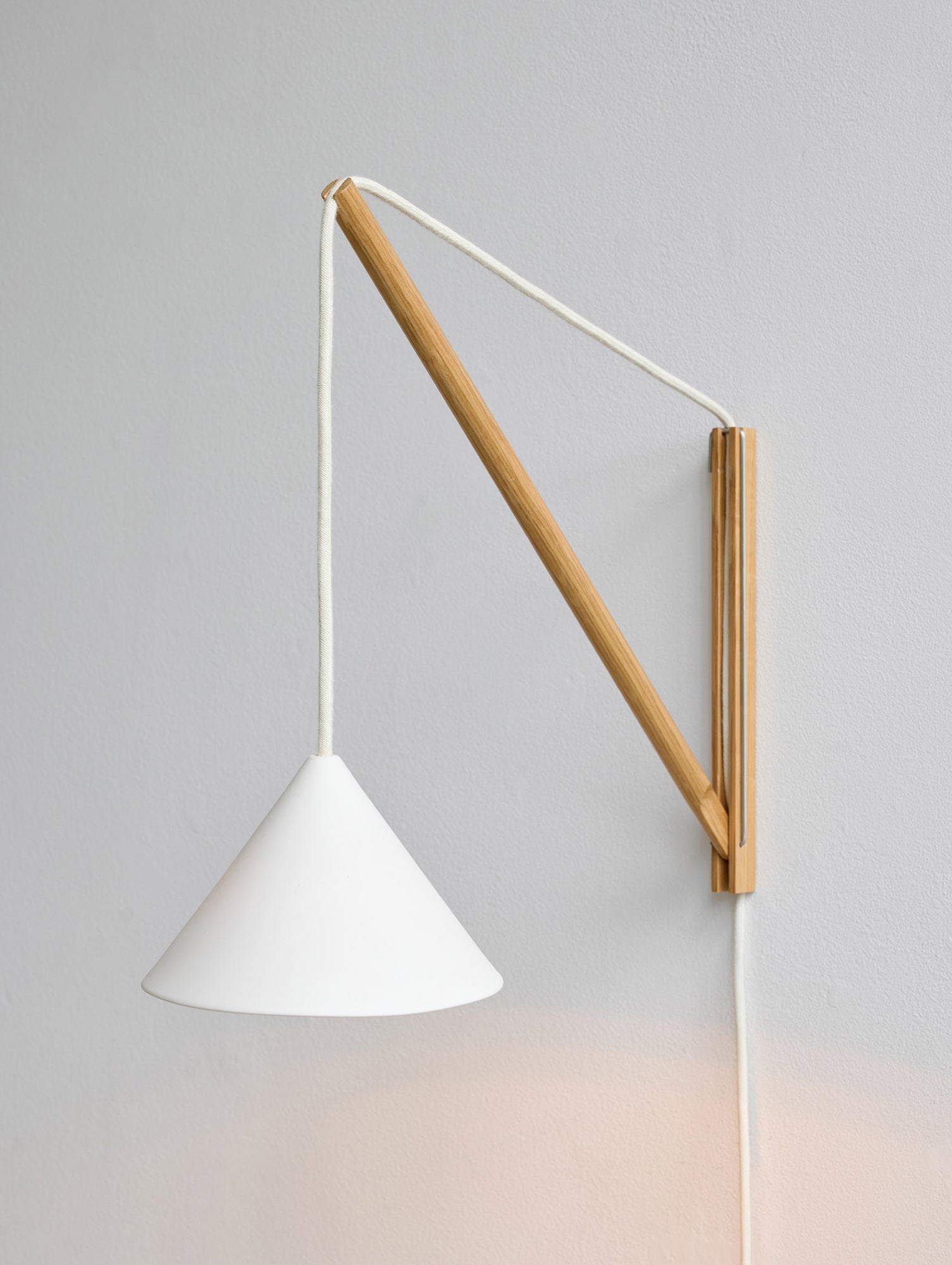 Suspended Wall Lamp by Moebe - Oak