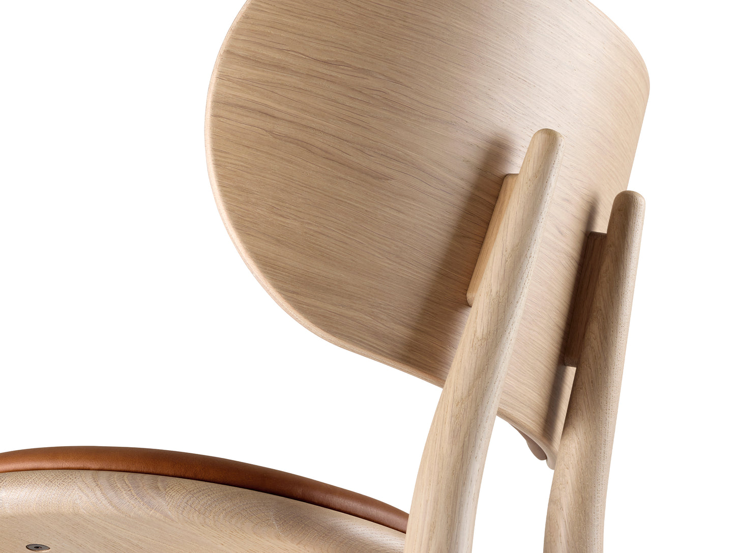 Mater High Stool Backrest - Matt Oak Base / Walnut Nuance Leather Seat