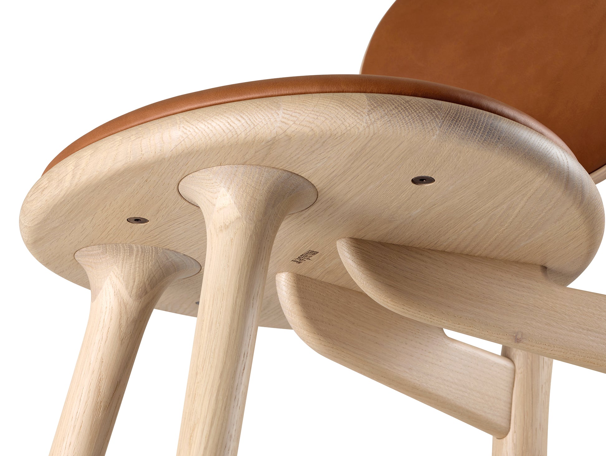 Mater High Stool Backrest - Matt Oak Base / Walnut Nuance Leather Seat