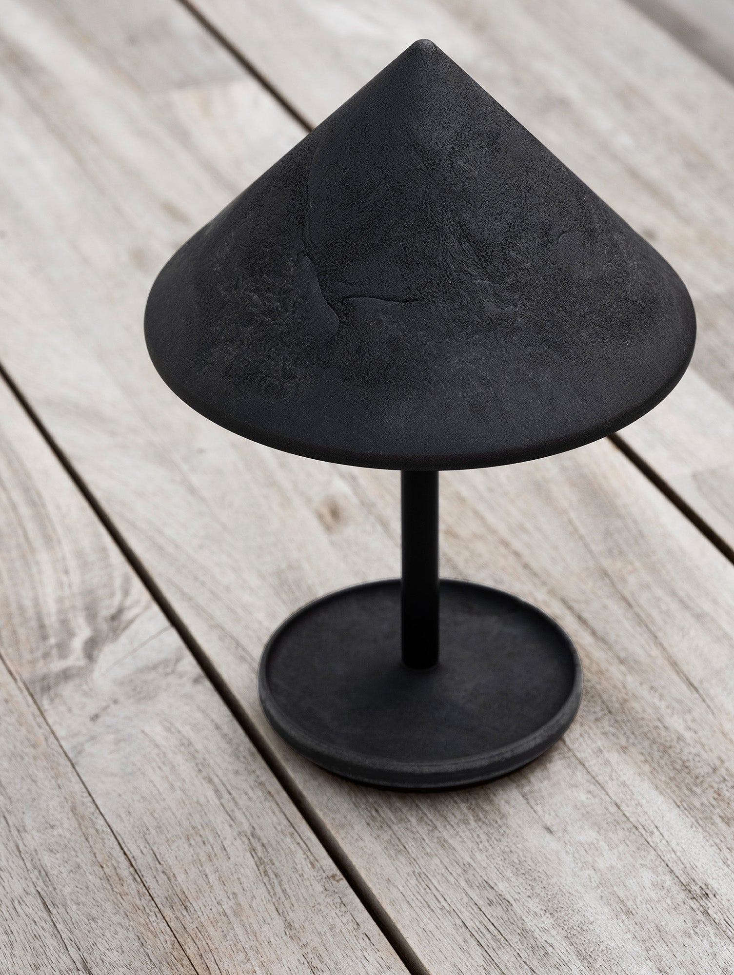 Terra Portable Lamp by Mater - Black