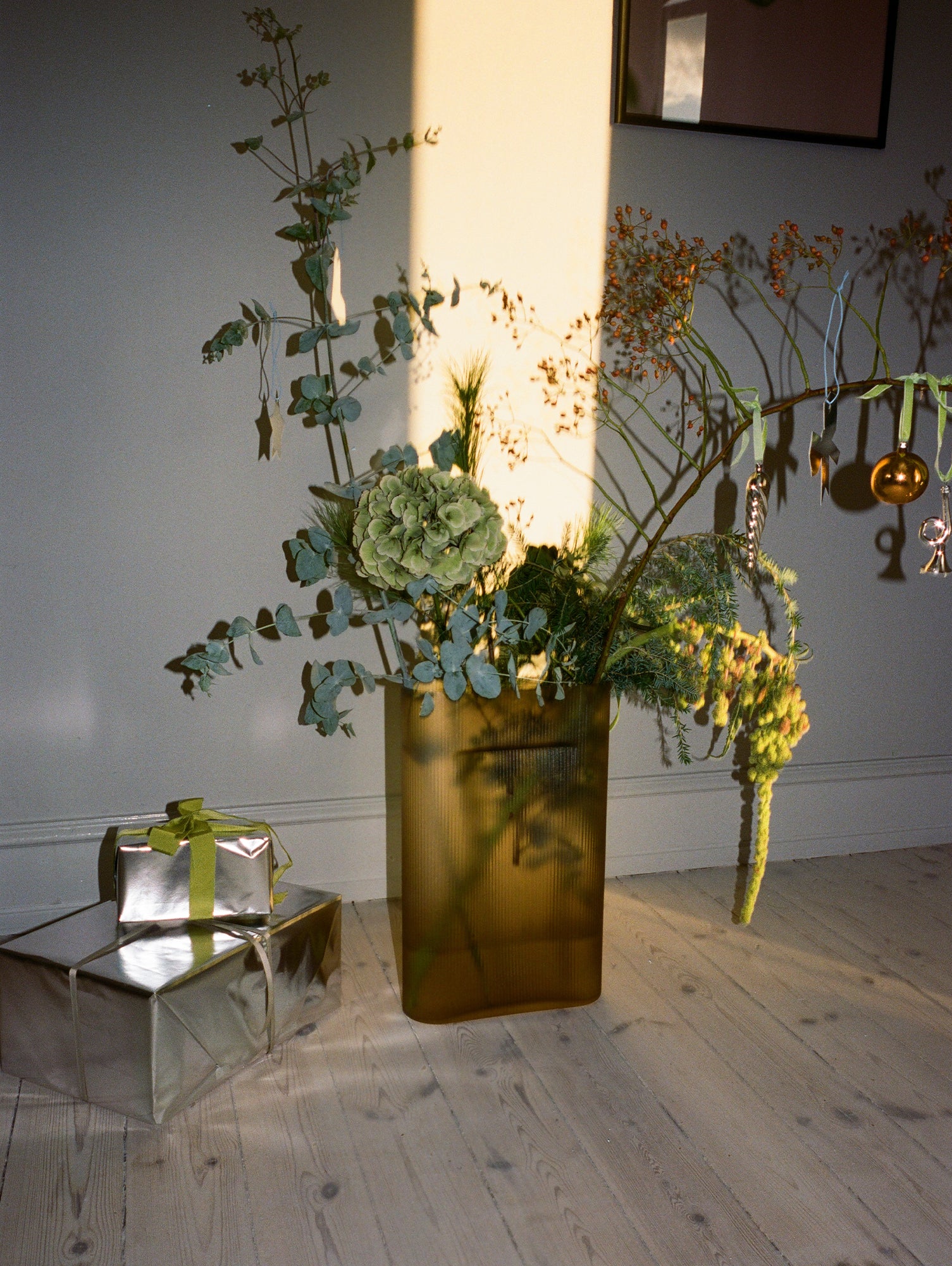 Ridge Vase by Muuto - Taupe Frosted Glass