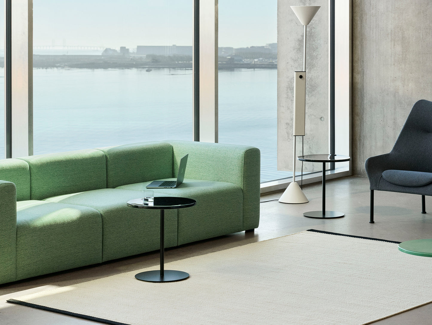 マグス 3人掛けソファ