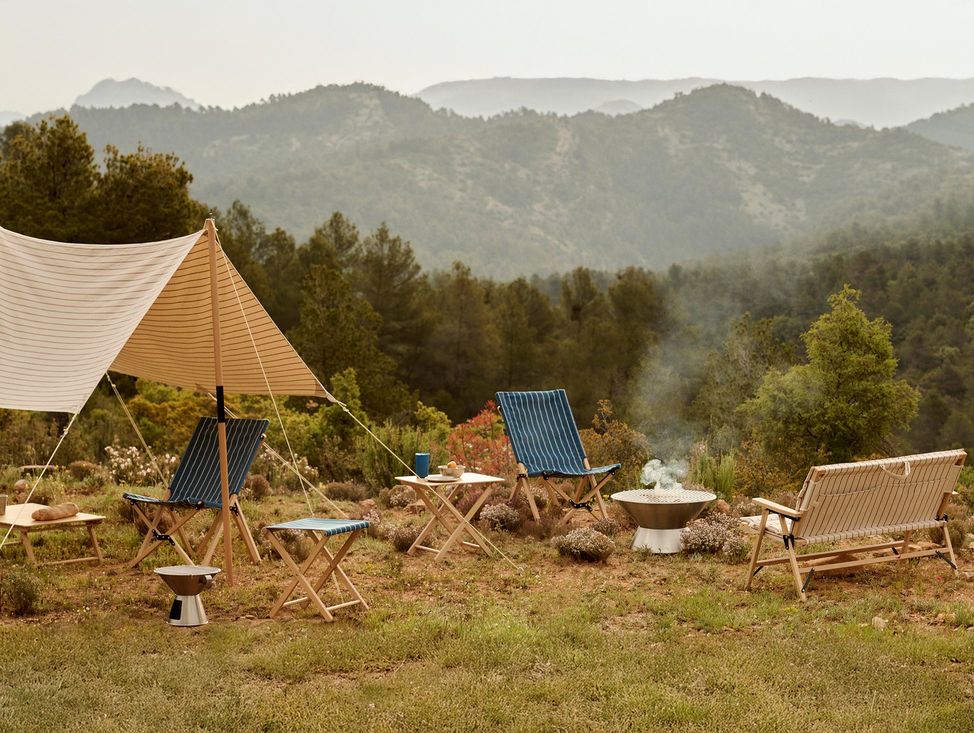 Outdoor Market Folding Sofa by HAY 