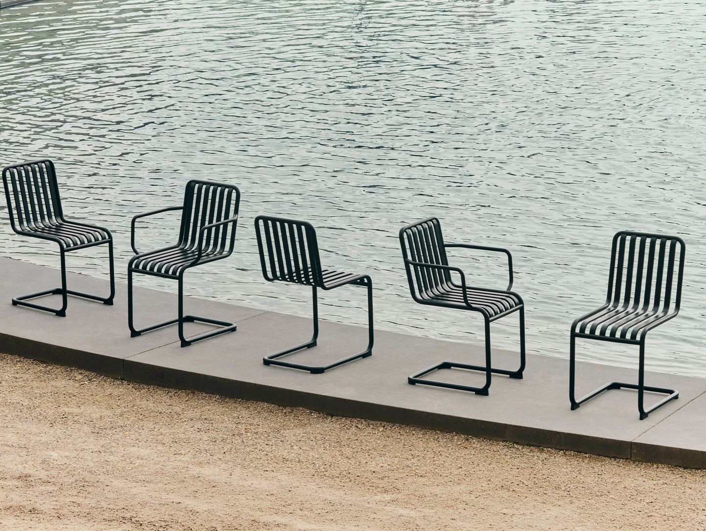 Palissade Cantilever Chair and Armchair by HAY  - Anthracite