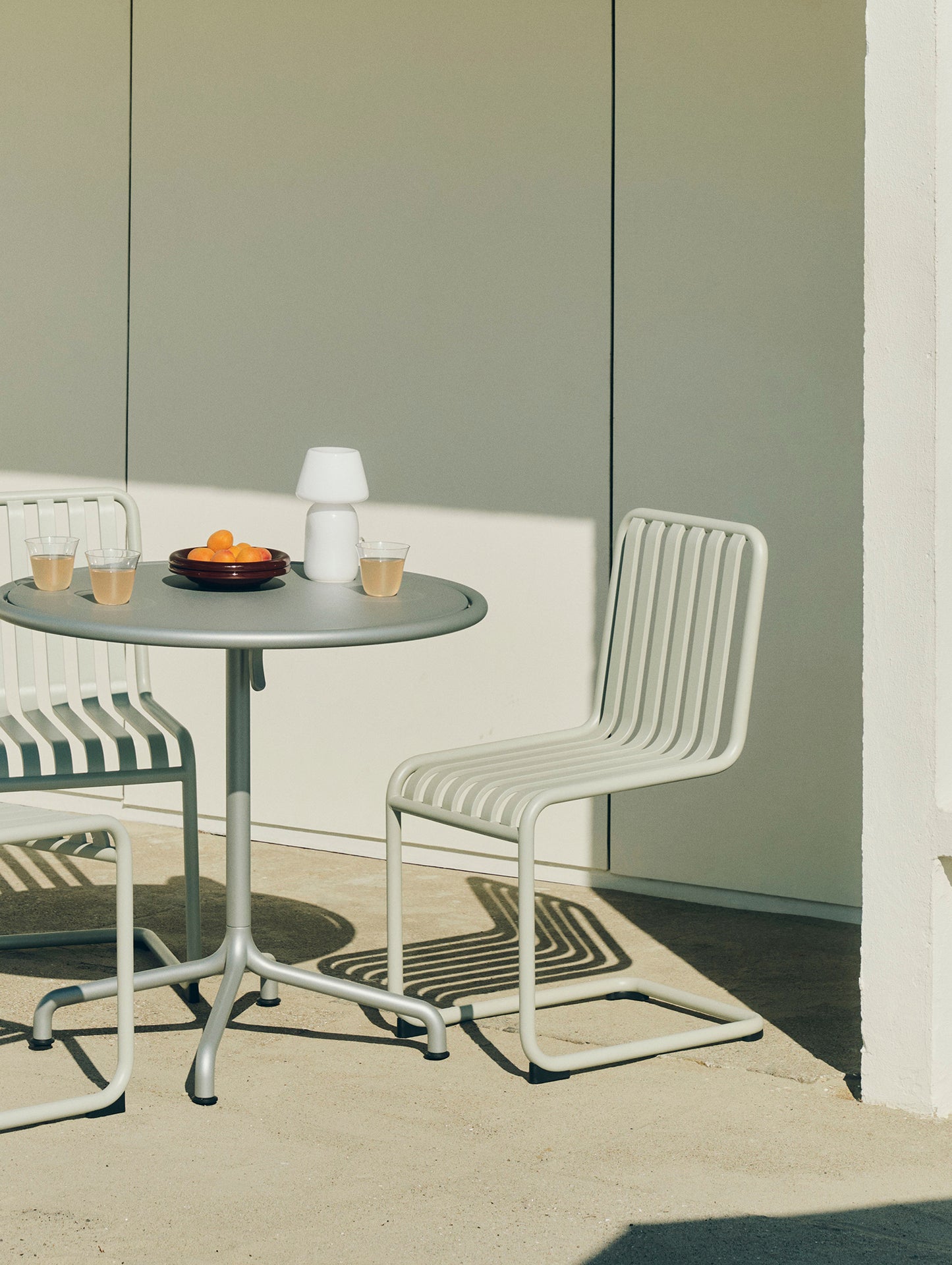 Palissade Cantilever Chair by HAY - Cream White