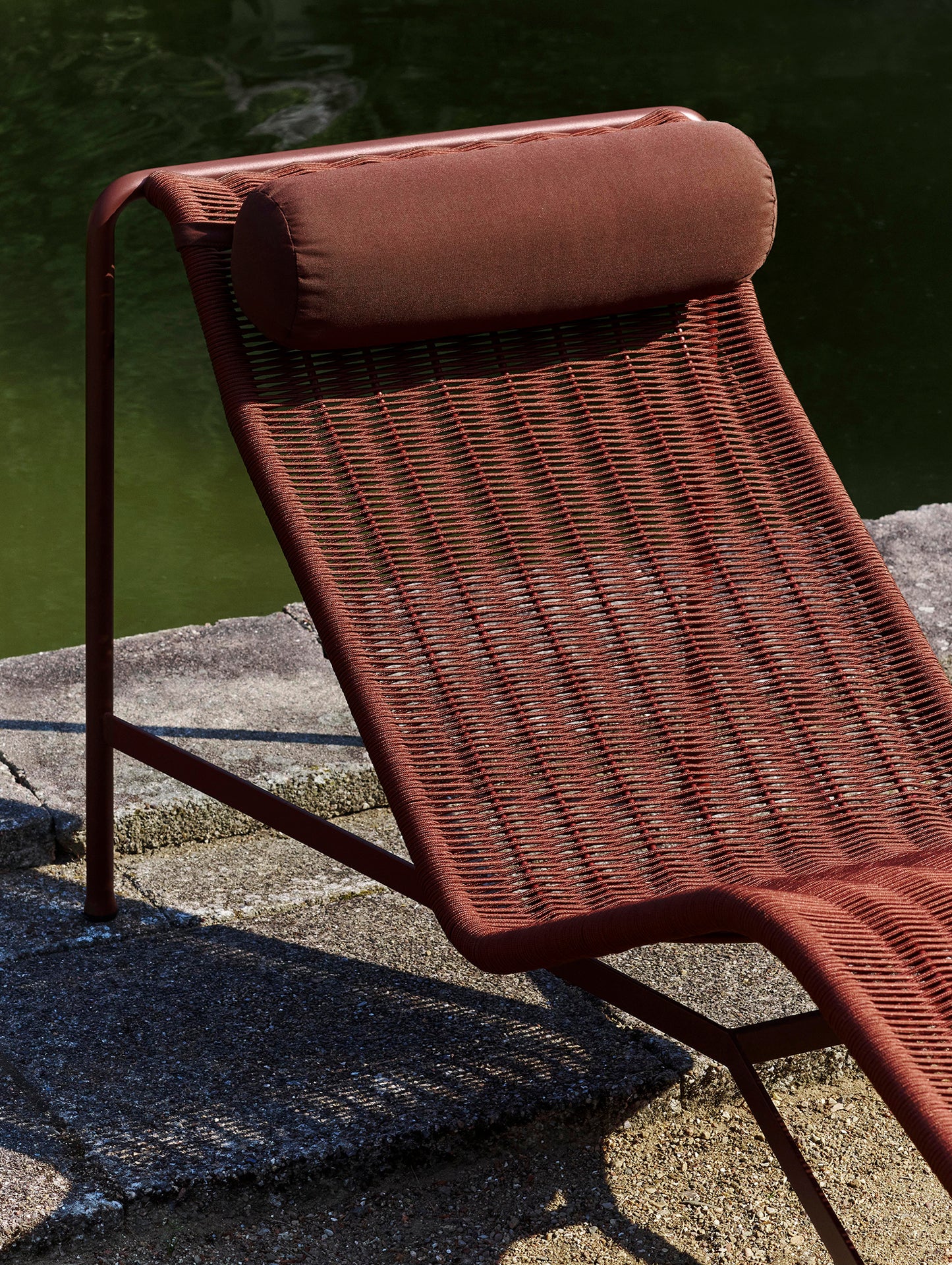 Palissade Cord Chaise Longue by HAY - Iron Red Cord