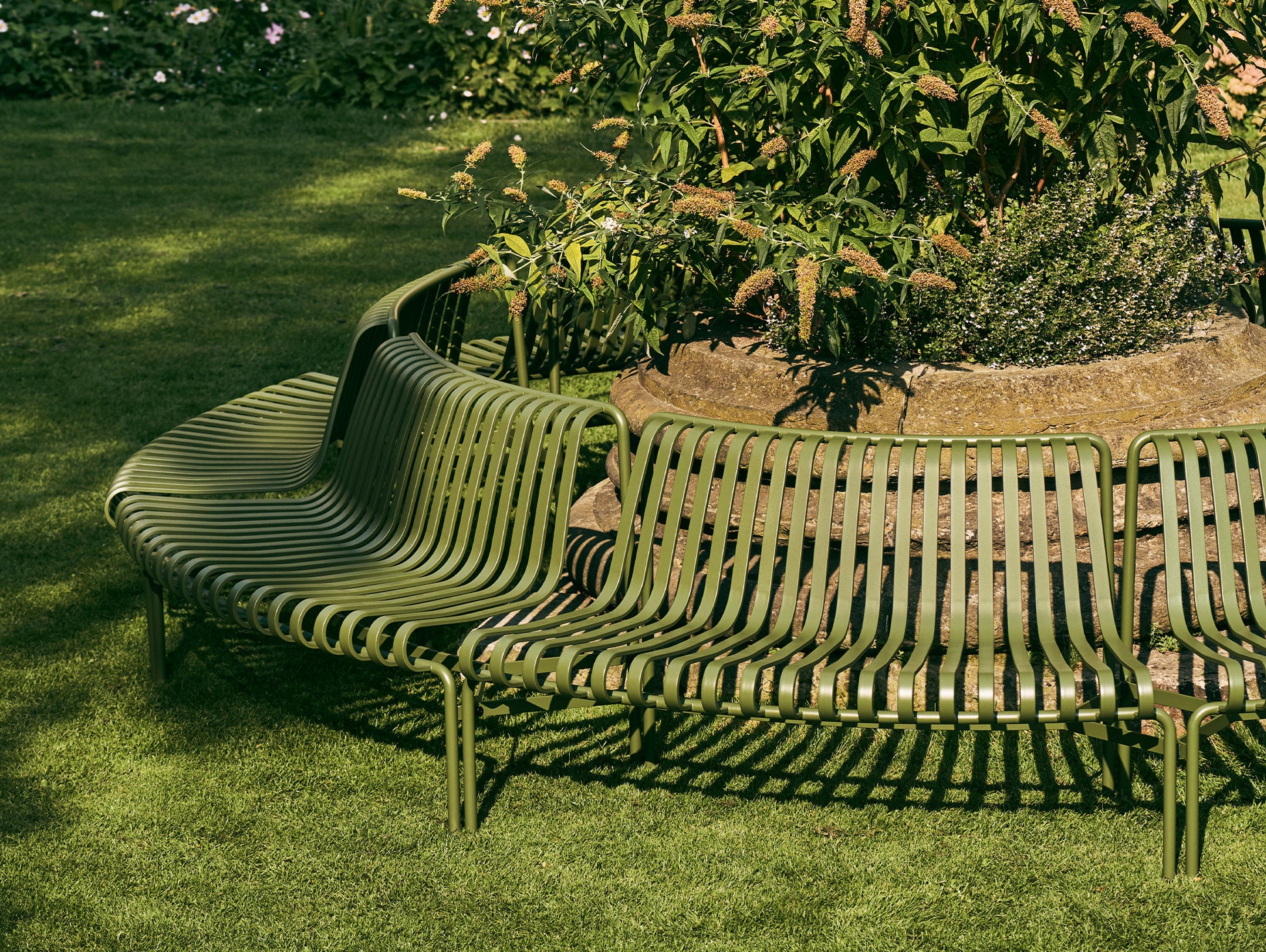 Palissade Park Dining Bench - Out-Out Starter Set by HAY - Olive