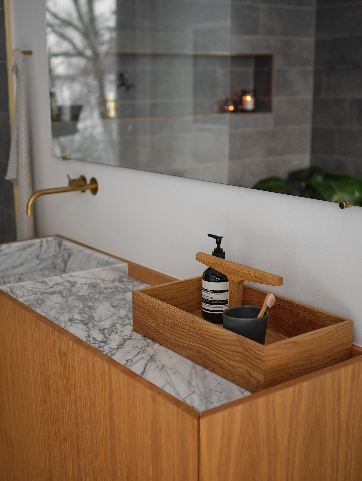 Toolbox by Ro Collection - Low