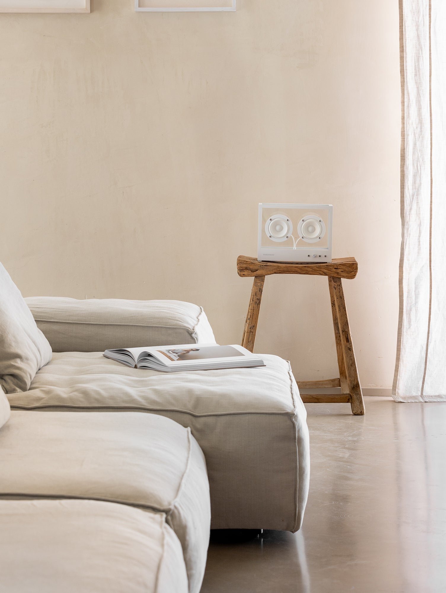 Small Transparent Speaker by Transparent - White