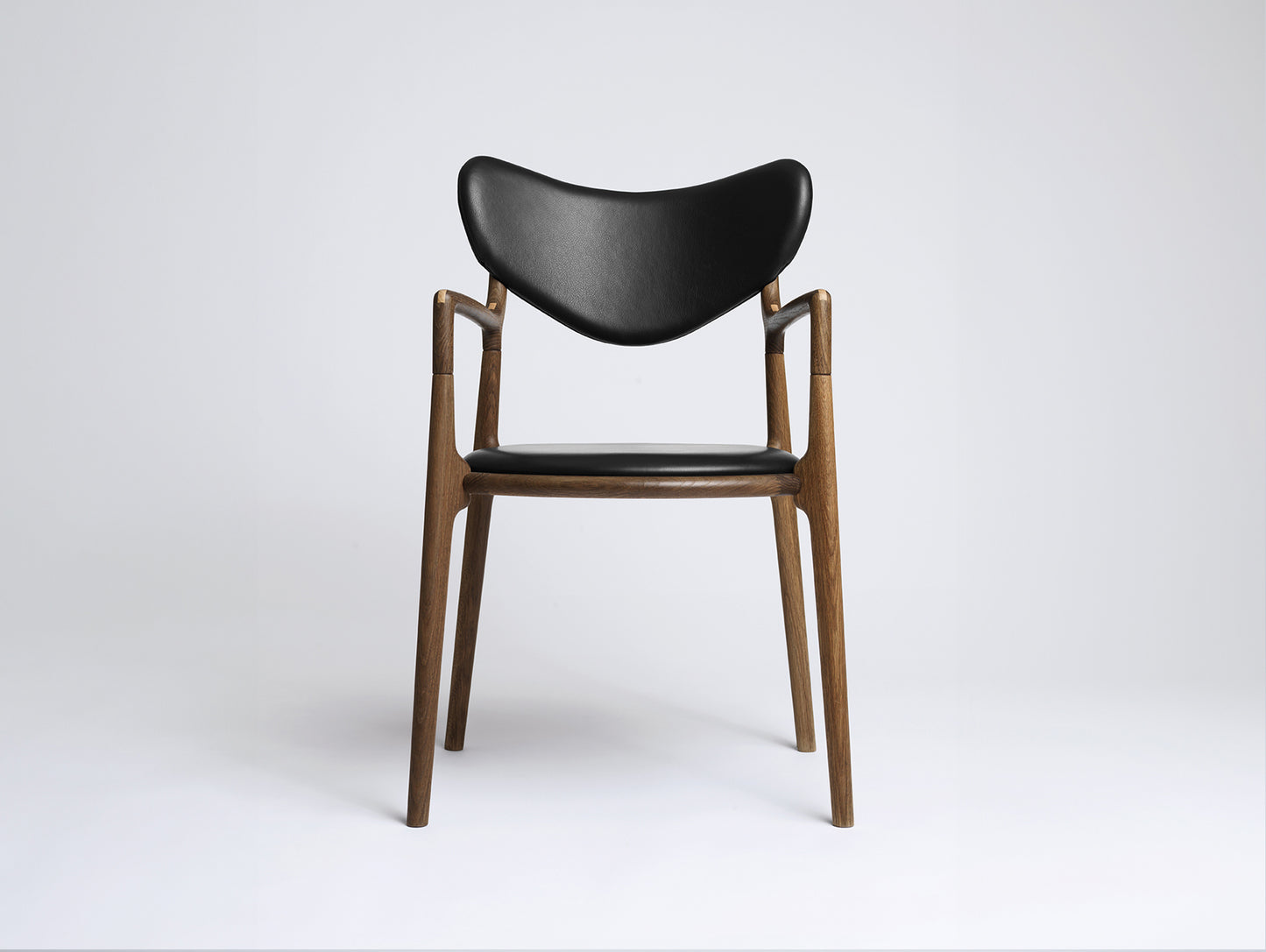 Salon Chair by Ro Collection 