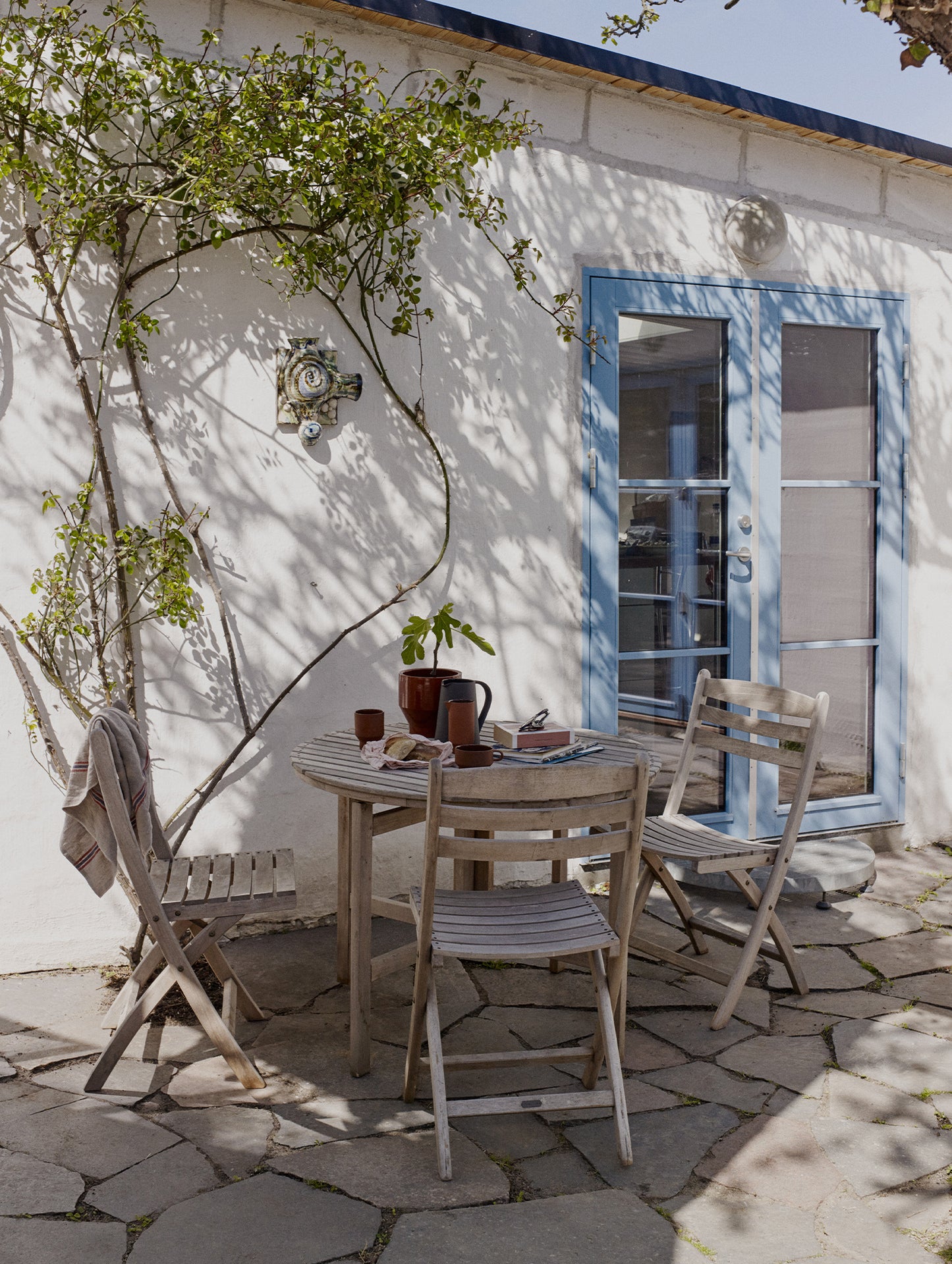 Selandia Table - Round by Fritz Hansen