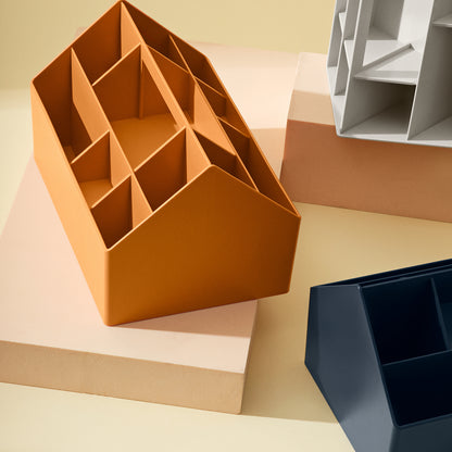 Sketch Toolbox by Muuto - Burnt Orange