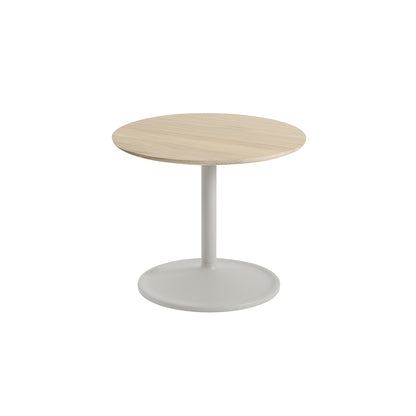 Soft Side Table by Muuto - Diameter : 48 cm / Height: 40 cm in solid oak top and grey base