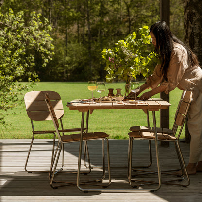 Lilium Table by Fritz Hansen
