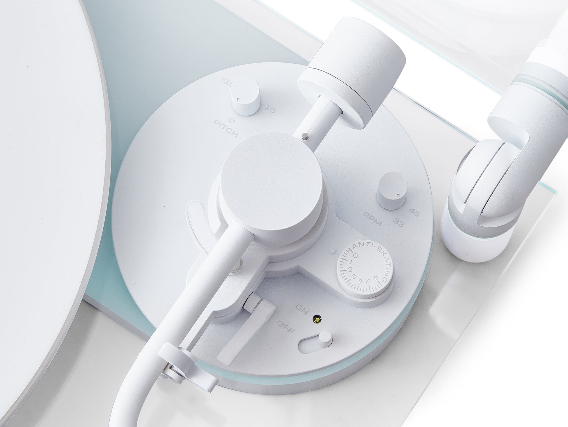 Transparent Turntable by Transparent - White