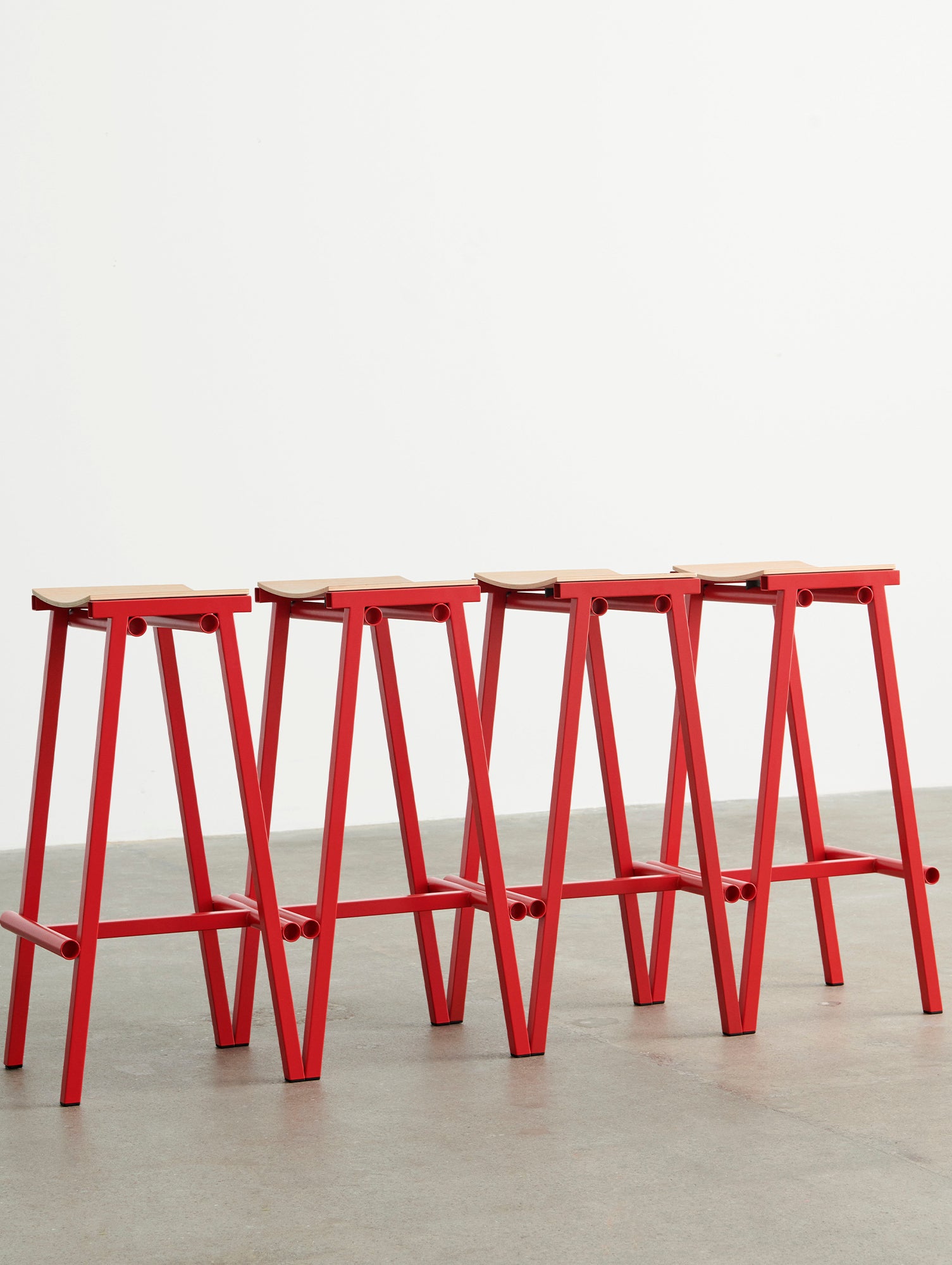 Taburete 8 Bar Stool by HAY - High / Lacquered Oak Seat / Signal Red Base