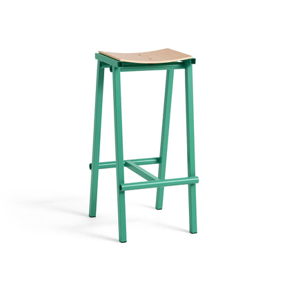 Taburete 8 Bar Stool by HAY - High / Lacquered Oak Seat / Jade Base