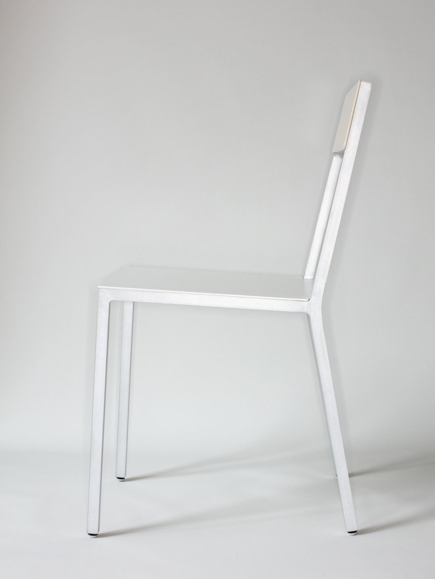 Alu Chair by Valerie Objects - White Seat / Ivory Back