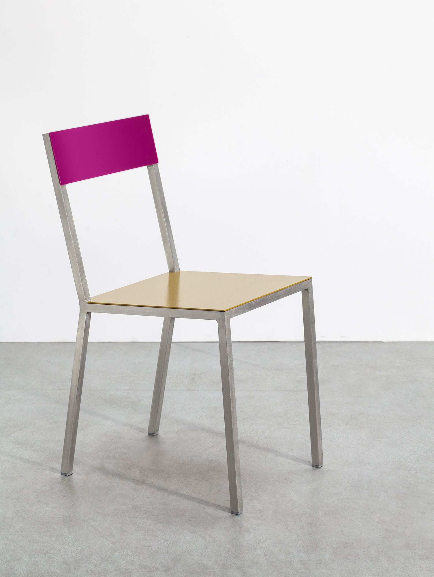 Alu Chair by Valerie Objects - Curry Seat / Candy Purple Back