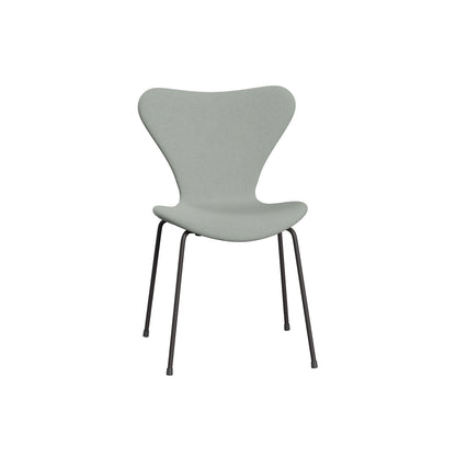 Series 7™ 3107 Dining Chair (Fully Upholstered) by Fritz Hansen - Warm Graphite Steel / Sunniva 132