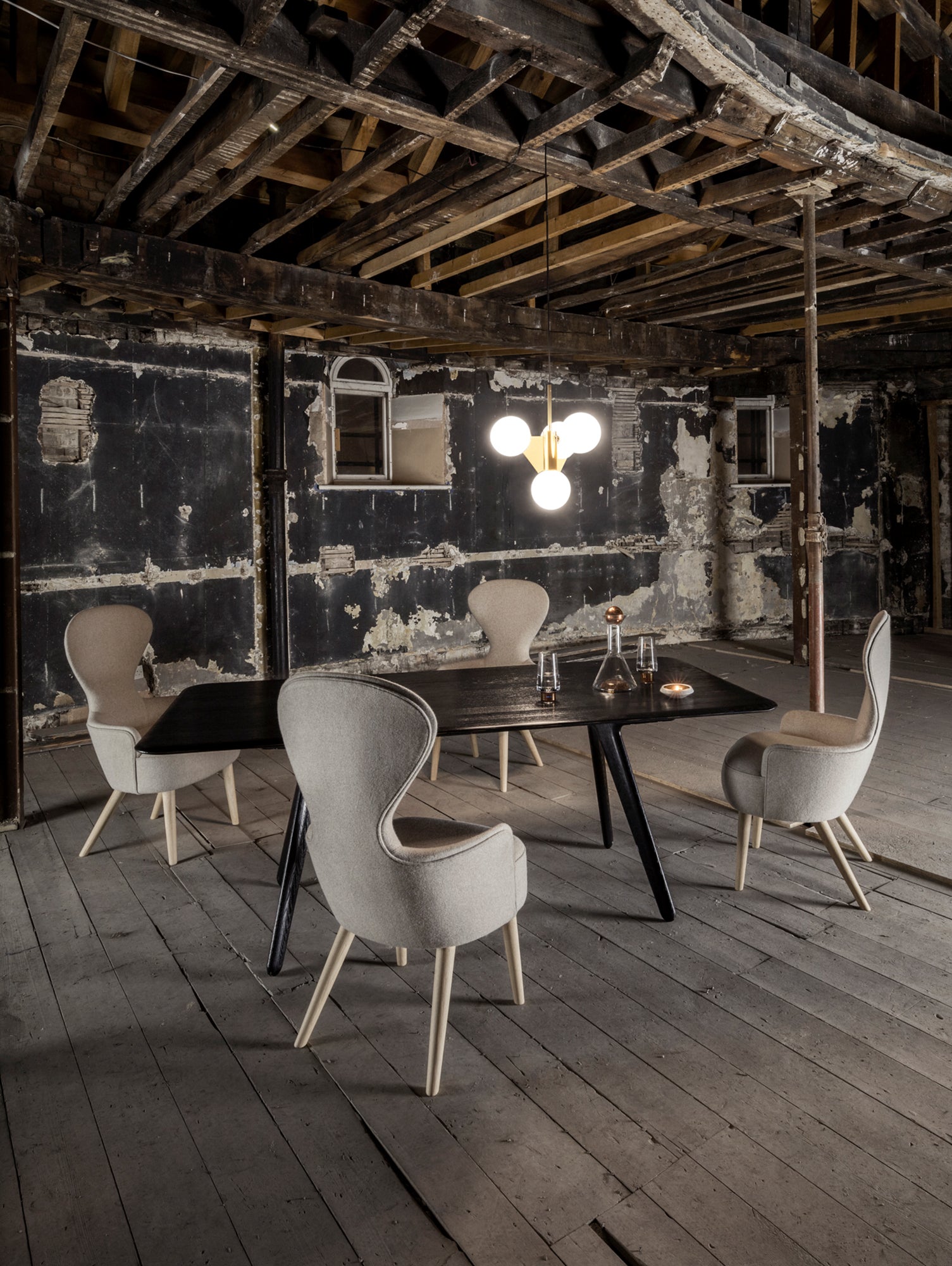 Slab Dining Table by Tom Dixon - 200 cm / Lacquered Black Oak 