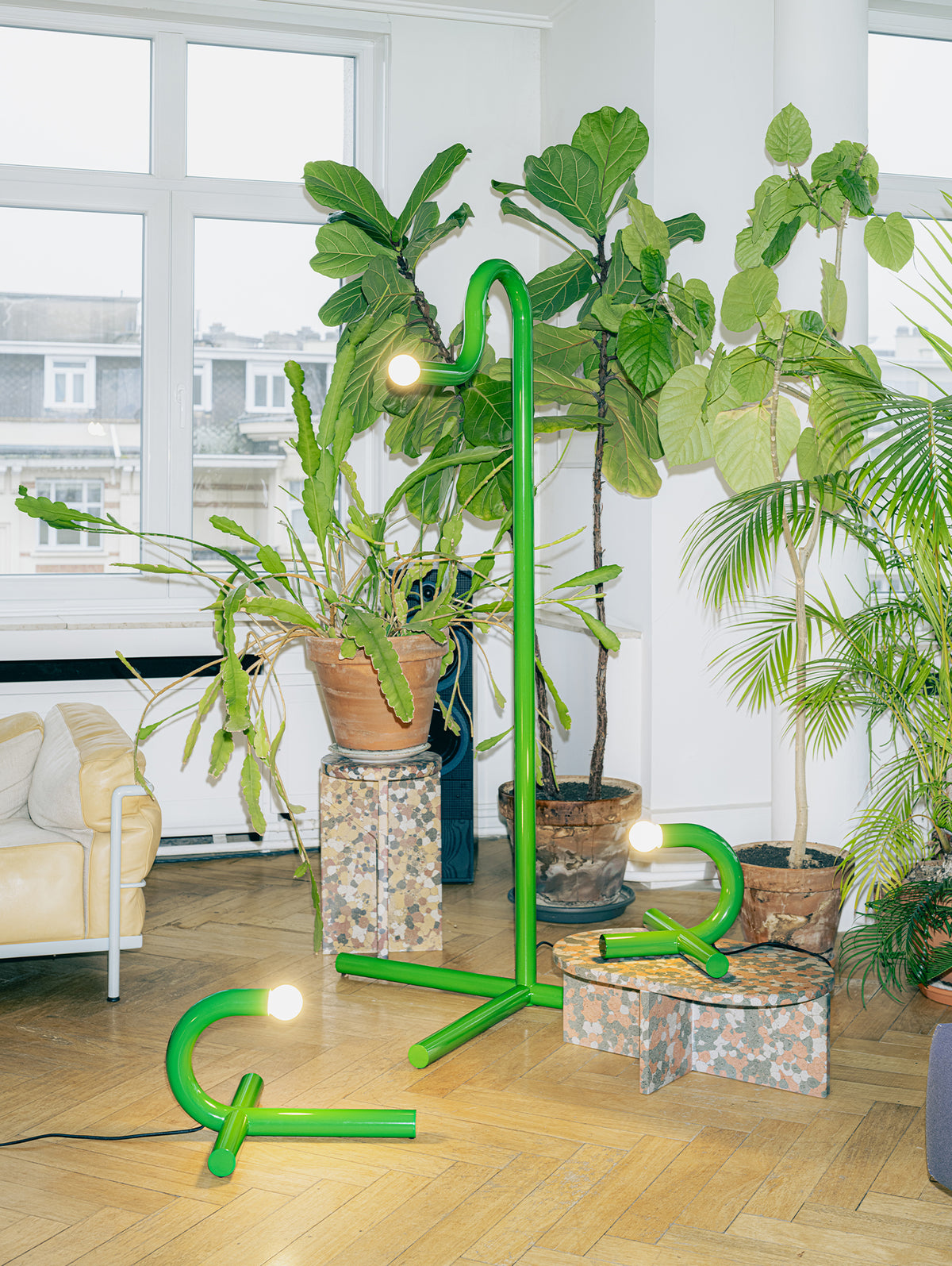 La Uno Floor Lamp by Valerie Objects - Green