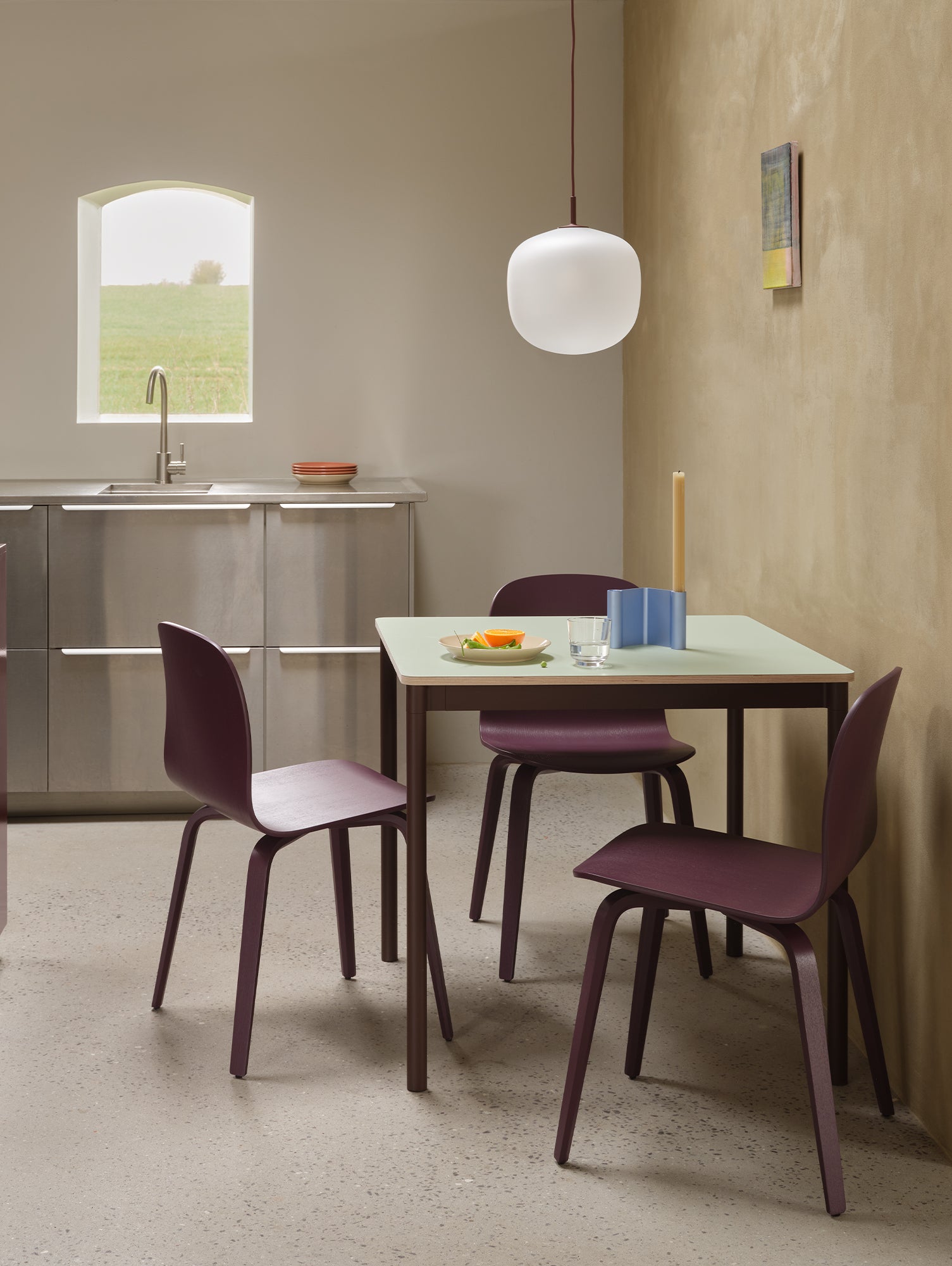 Visu Chair Wood Base by Muuto - Dark Plum Ash