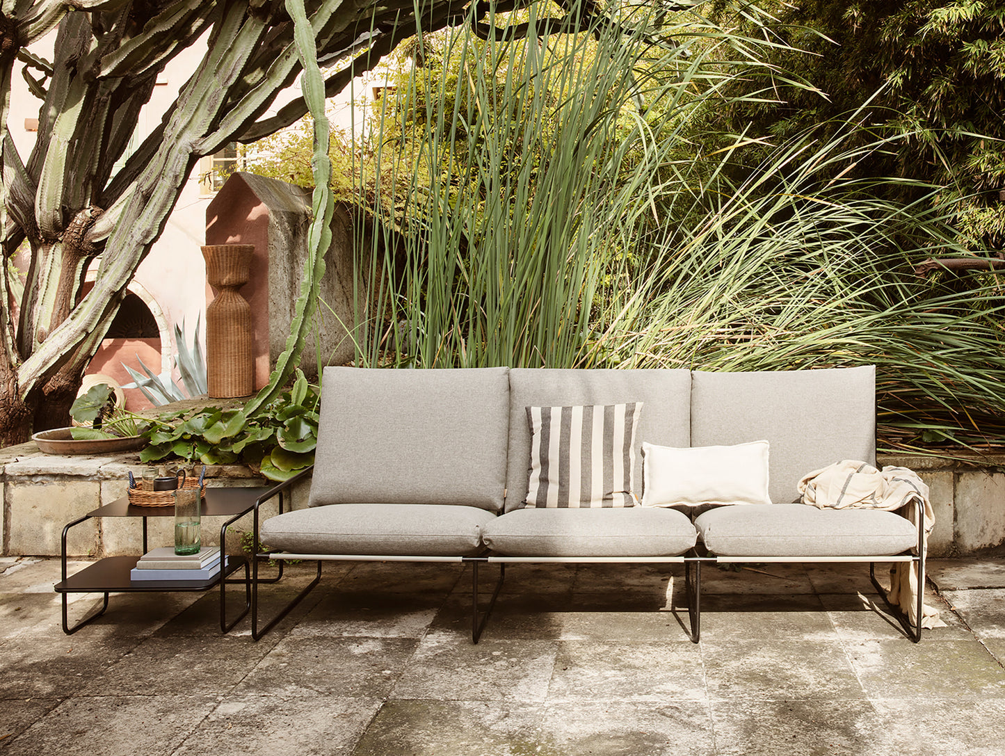 Level Coffee Table by Ferm Living - Black