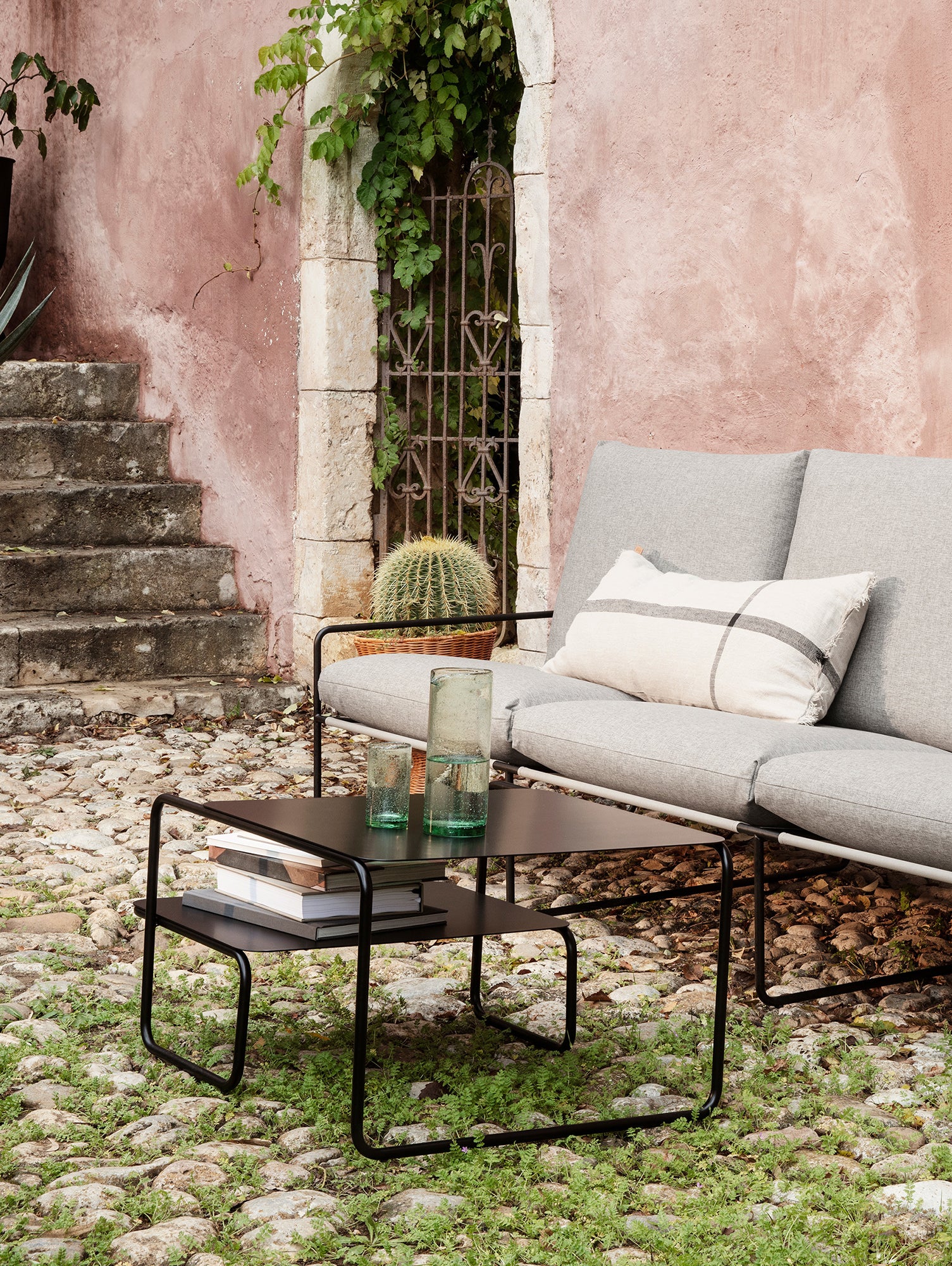 Level Coffee Table by Ferm Living - Black