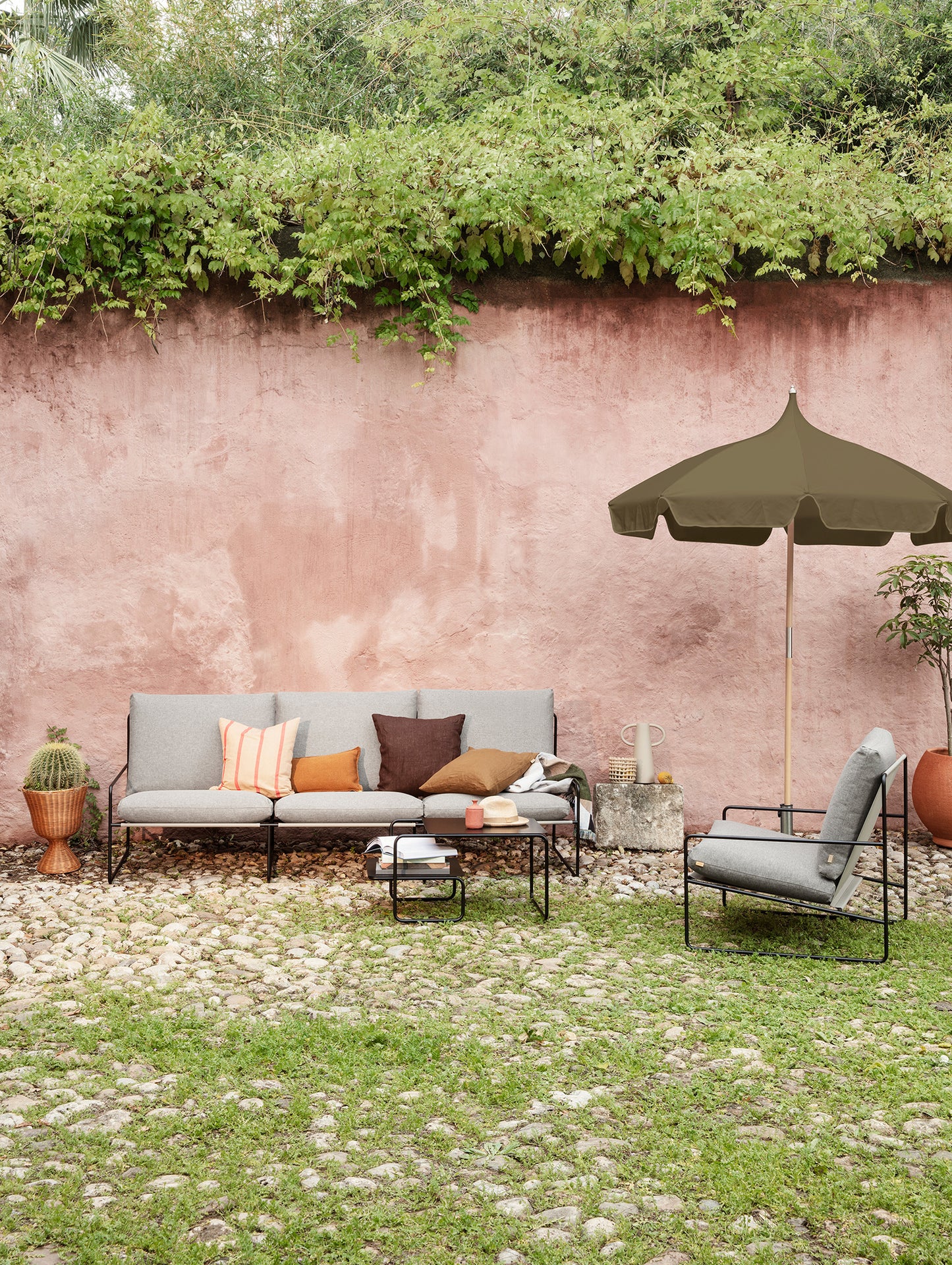 Desert 3-Seater Sofa by Ferm Living - Black Frame / Dark Sand