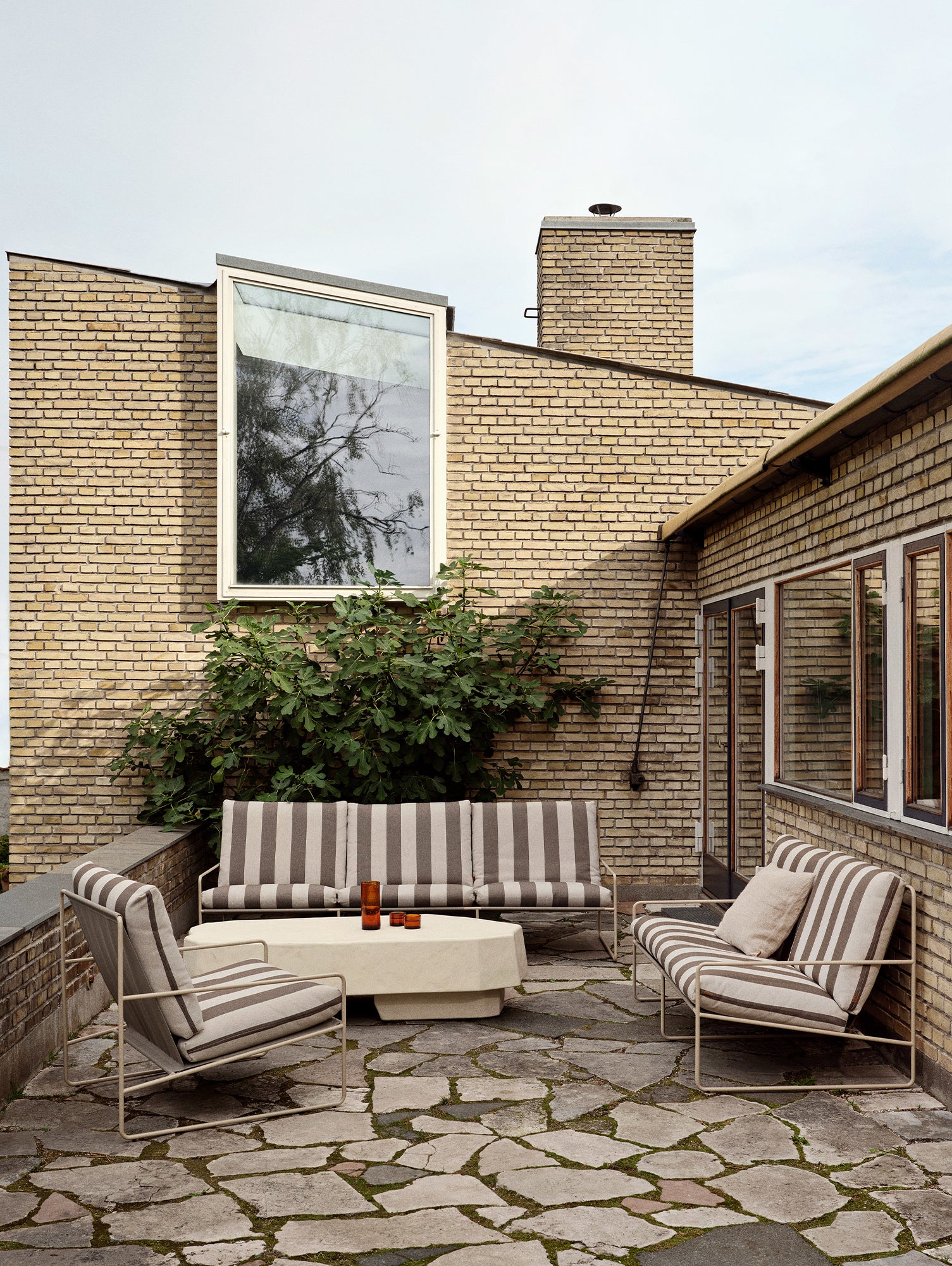 Desert 3-Seater Sofa by Ferm Living - Cashmere Frame / Chocolate Stripe