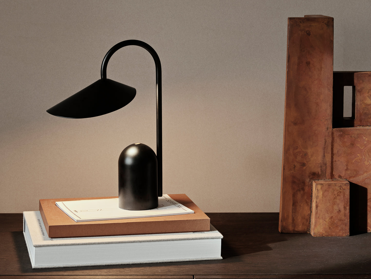 Arum Portable Lamp