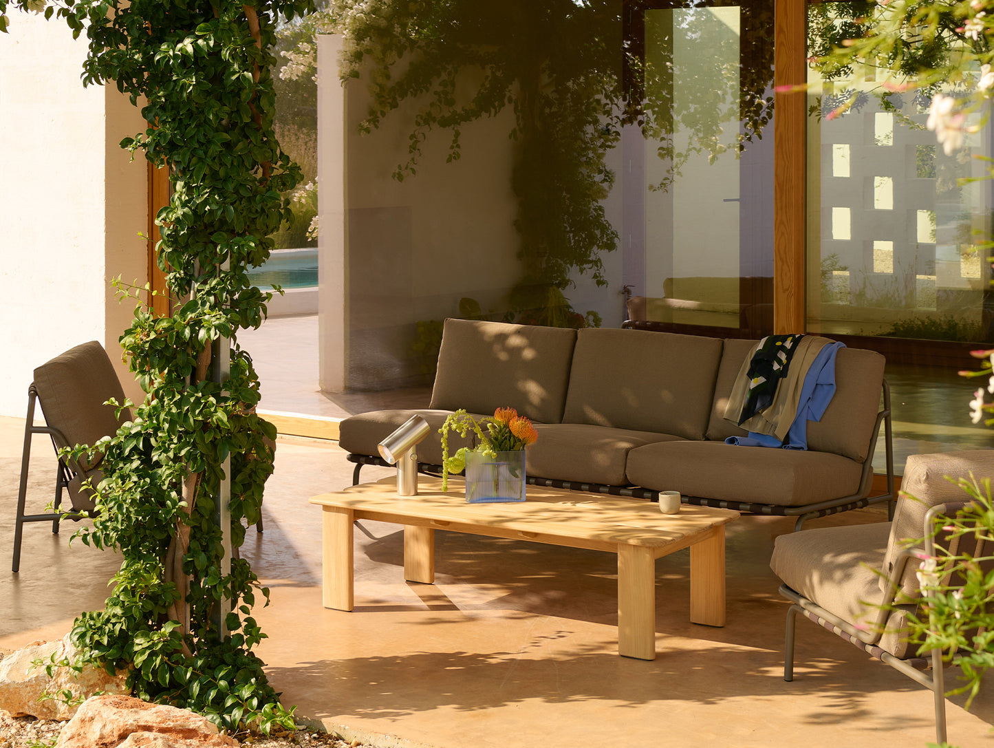 Settle 3-Seater Sofa without Armrest by Muuto - Taupe / Weave 5