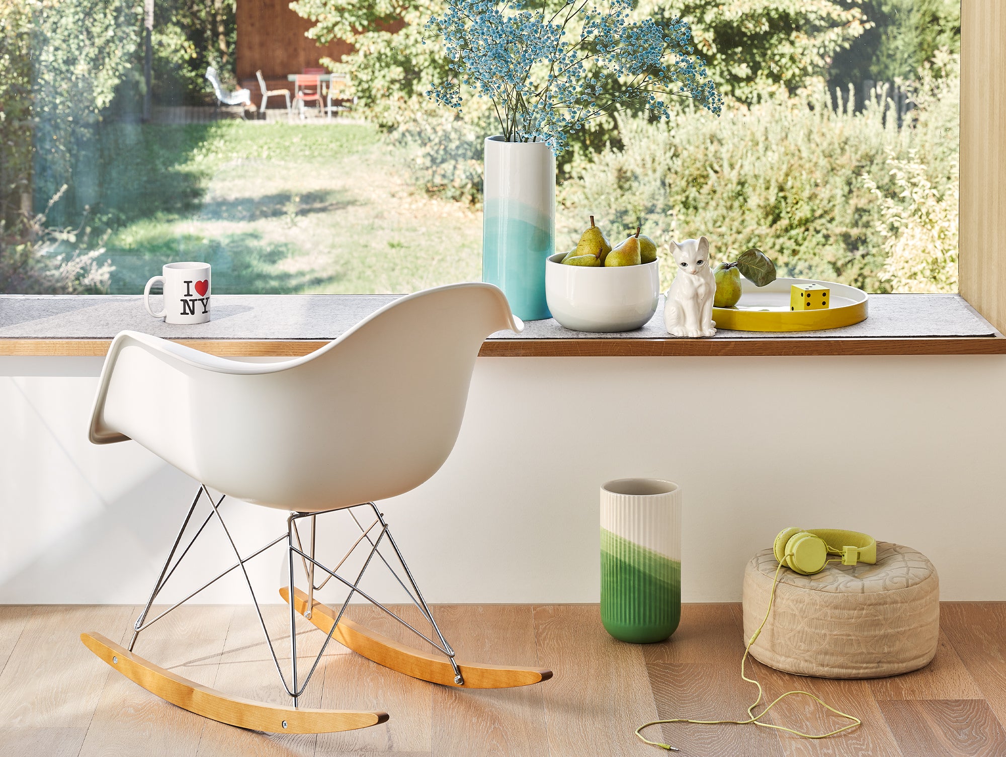 イームズ RAR プラスチック アームチェア by Vitra – Really Well Made