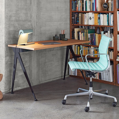 Compas Direction Desk by Vitra – Really Well Made