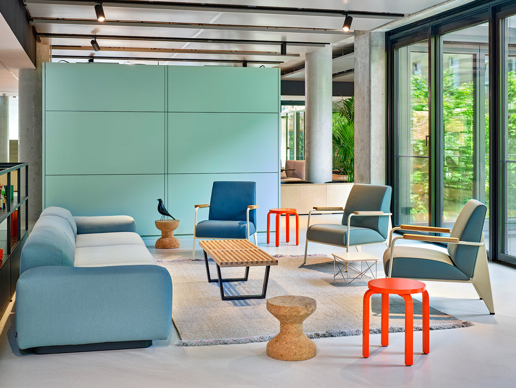 Fauteuil de Salon by Vitra Really Well Made
