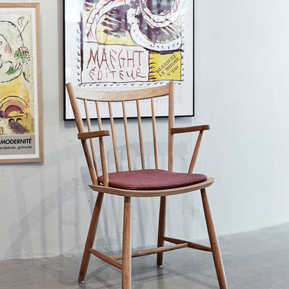 Oiled Oak J42 chair by HAY