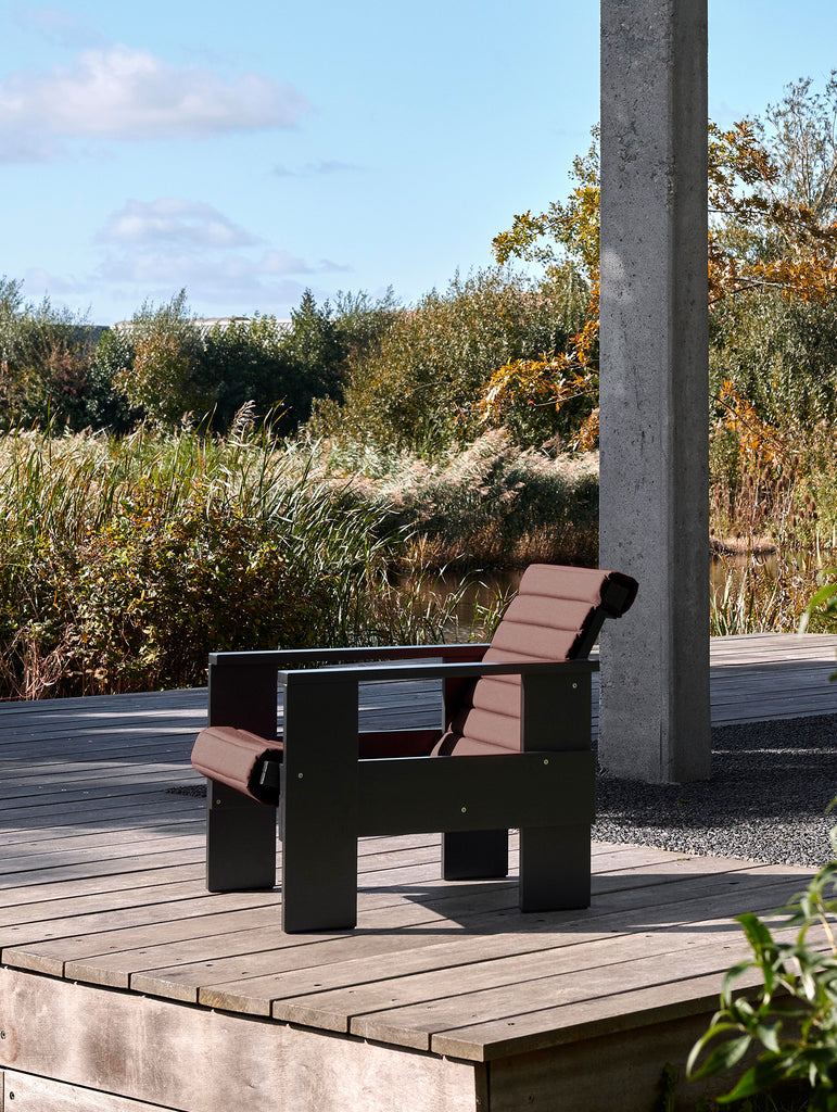Quilted sales lounge chair