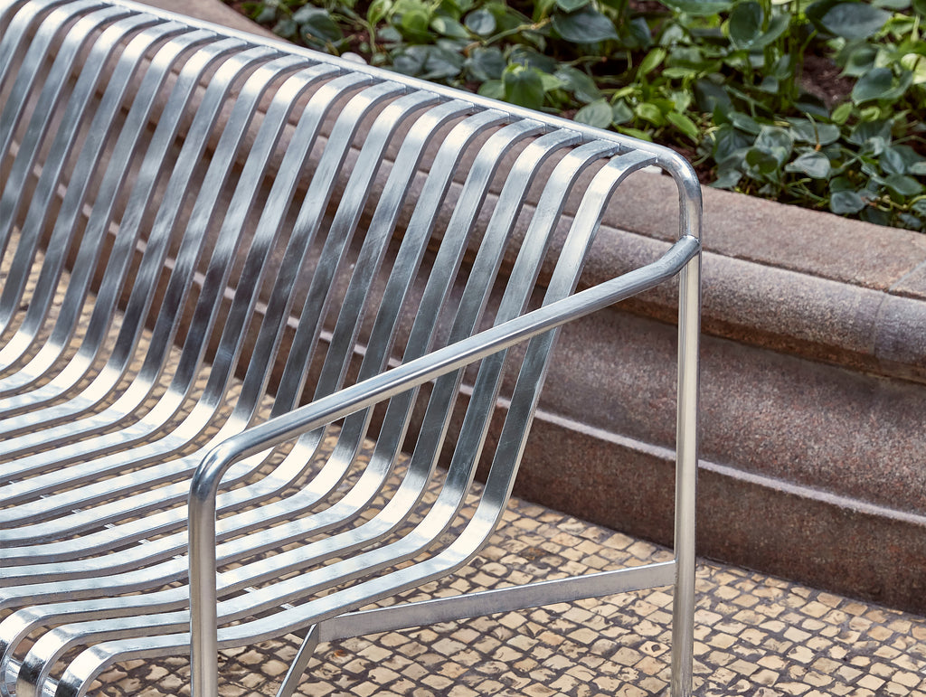Hay palissade outlet dining bench