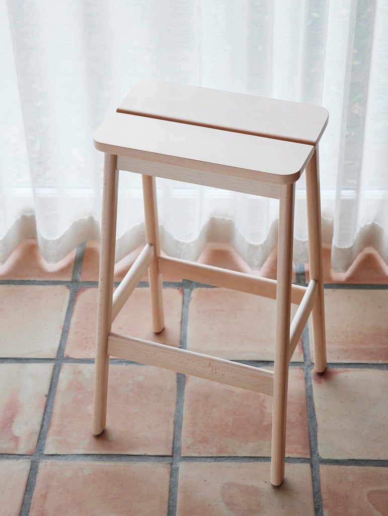29 inch top wooden bar stools