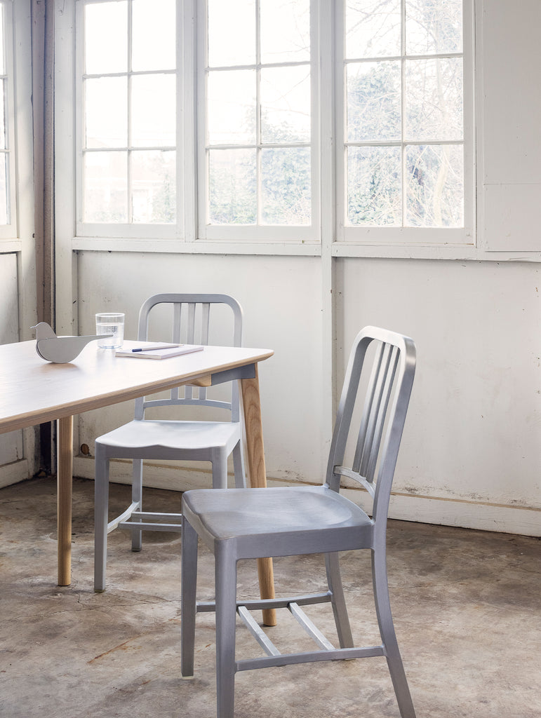 Brushed aluminum outlet chairs