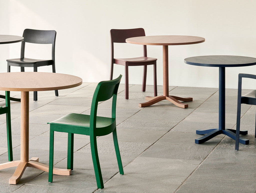Hay bistro deals table